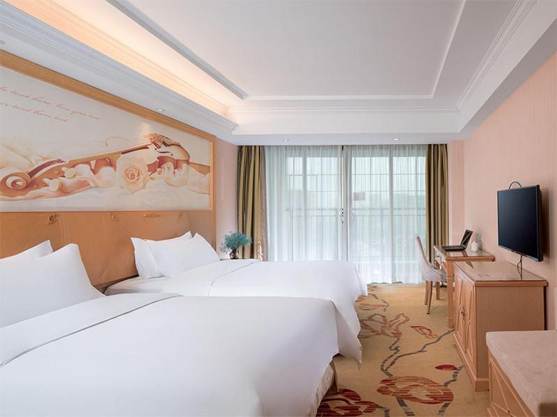 Vienna Classic Hotel Qingyuan Taihe Ancient Cave Scenic Area Ngoại thất bức ảnh