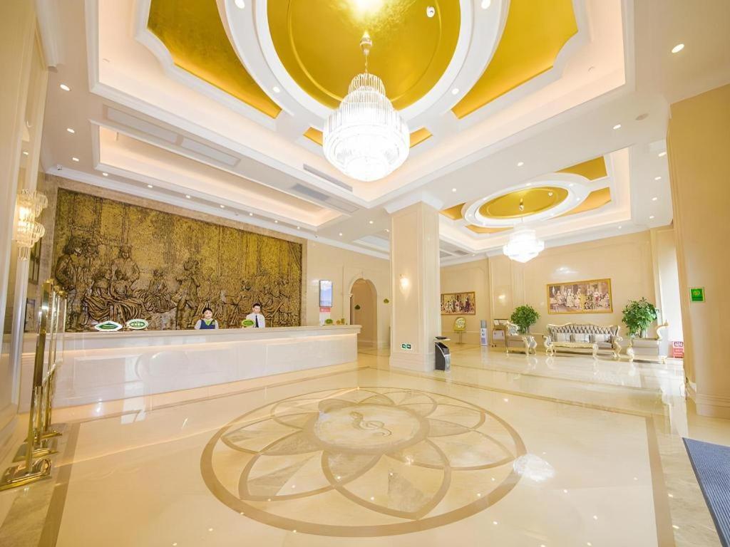 Vienna Classic Hotel Qingyuan Taihe Ancient Cave Scenic Area Ngoại thất bức ảnh