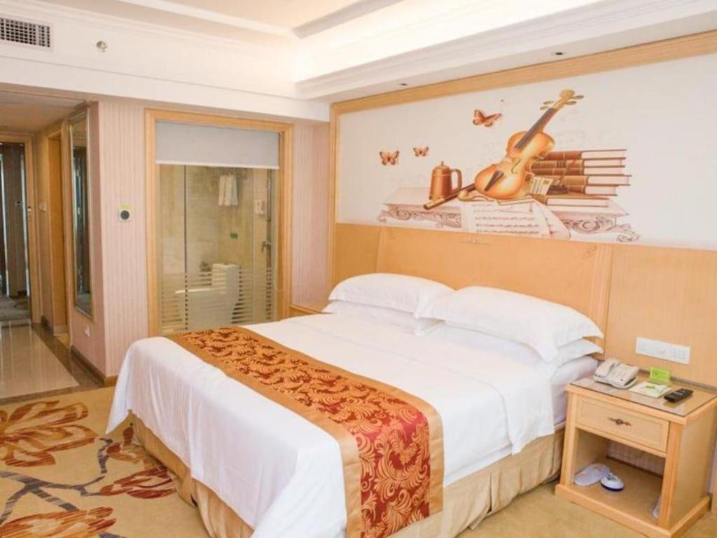 Vienna Classic Hotel Qingyuan Taihe Ancient Cave Scenic Area Ngoại thất bức ảnh