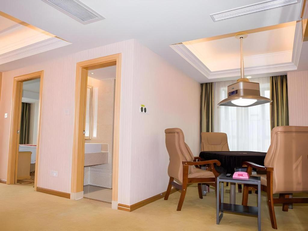 Vienna Classic Hotel Qingyuan Taihe Ancient Cave Scenic Area Ngoại thất bức ảnh